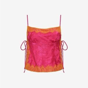 Rumored Meadow Top NWT Size M